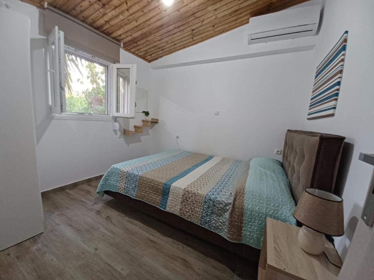 Beach House For Up To 9 People Near Olympia Katakolo Eksteriør billede