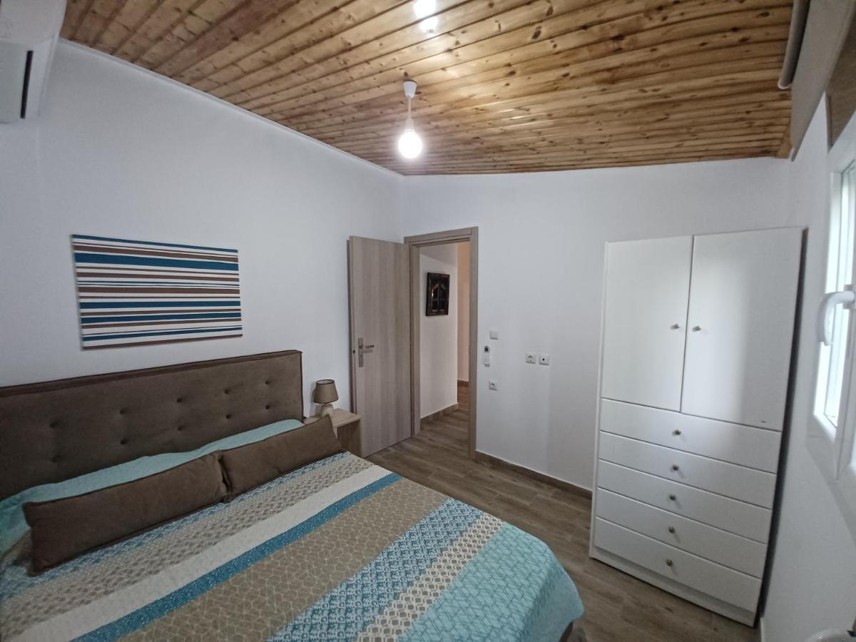 Beach House For Up To 9 People Near Olympia Katakolo Eksteriør billede